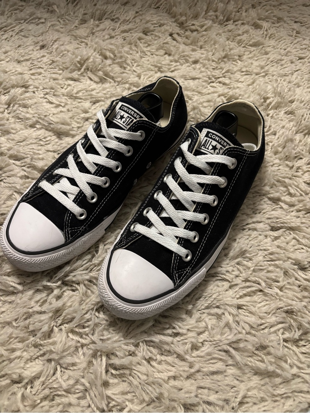Converse Chuck Taylor All-Star Low Top Sneakers Size 7.5 in Black and White